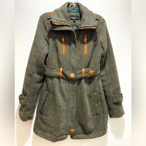 Rue 21 women's dress-up jacket.